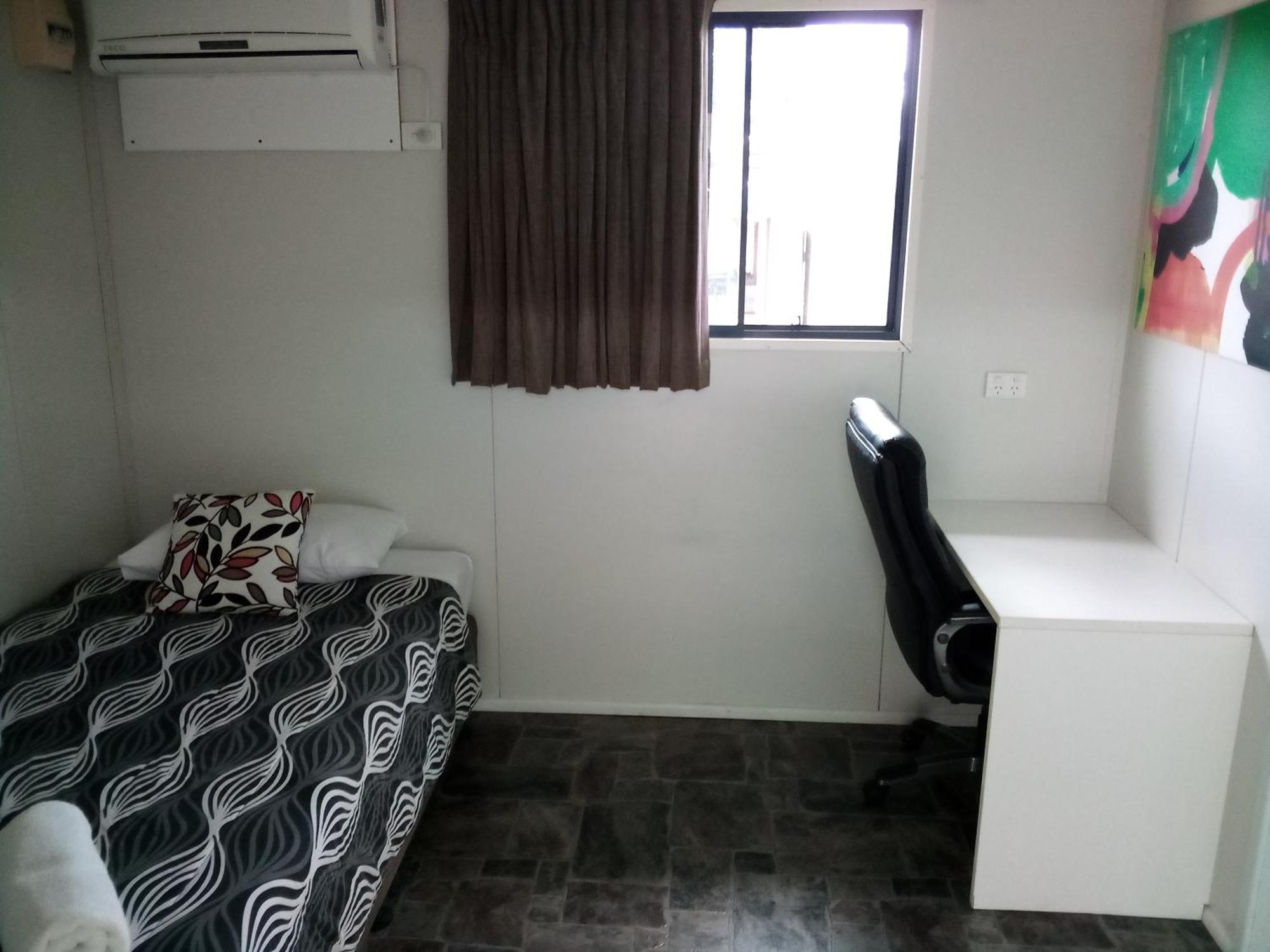 Bushchooks Travellers Village Bororen Номер фото